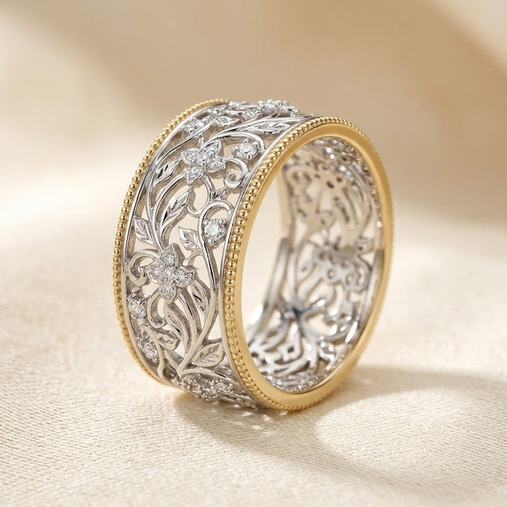 Anel Ornamental em Prata e Ouro