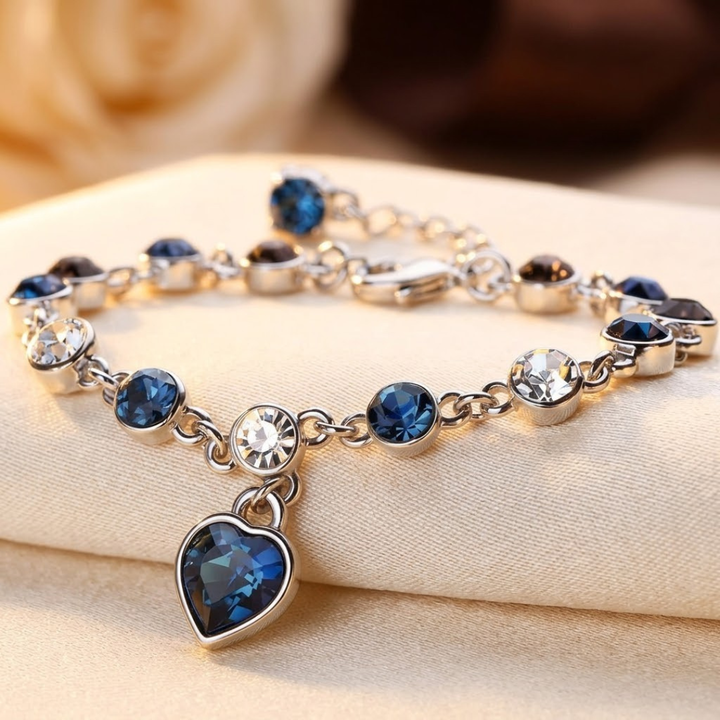 Pulseira de Cadeia em Prata com Coração de Safira