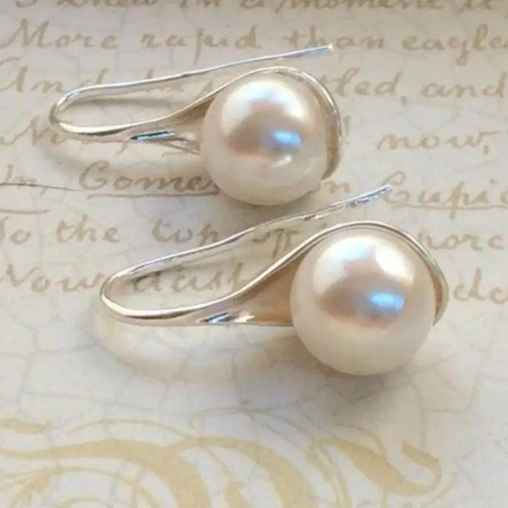 Brincos Elegantes com Pérolas