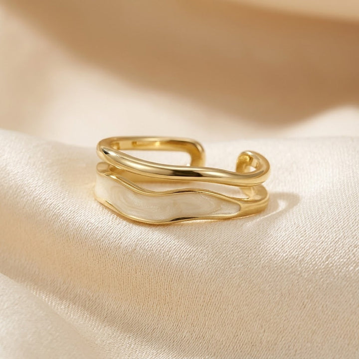 Anel Escultural Dourado