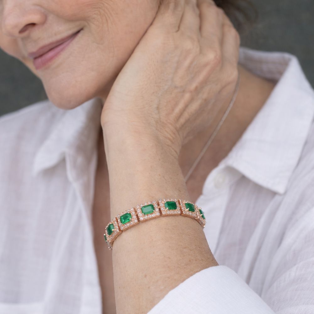 Pulseira de Ouro com Declaração Verde Esmeralda